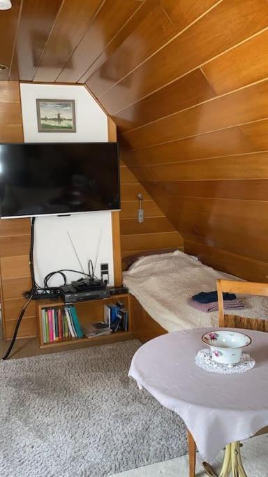 Karthaeuser Ferienwohnung In Koblenz Coblença Exterior foto